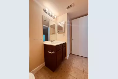 7630 Westwood Dr #305, Tamarac, FL 33321 - Photo 7