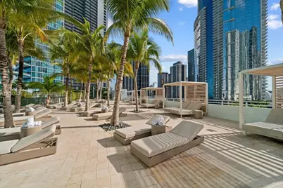 900 Biscayne Blvd #4205, Miami, FL 33132 - Photo 15