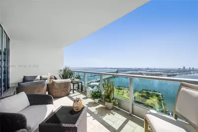 900 Biscayne Blvd #4205, Miami, FL 33132 - Photo 1