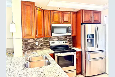 500 NE 12th Ave #705, Hallandale Beach, FL 33009 - Photo 3