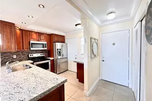 500 NE 12th Ave, Hallandale Beach, FL 33009 - Photo 13