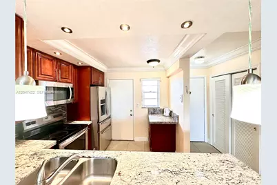 500 NE 12th Ave #705, Hallandale Beach, FL 33009 - Photo 13