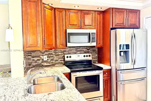 500 NE 12th Ave, Hallandale Beach, FL 33009 - Photo 3