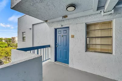 9460 Fontainebleau Blvd #519, Miami, FL 33172 - Photo 3