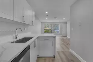 10373 NW 35th St, Coral Springs, FL 33065 - Photo 11