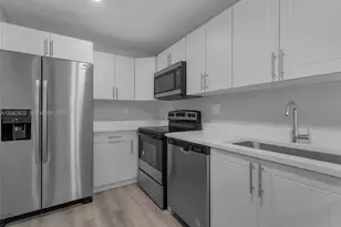 10373 NW 35th St, Coral Springs, FL 33065 - Photo 7