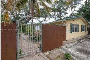 716 SW 14th Ave, Fort Lauderdale, FL 33312 - Photo 1
