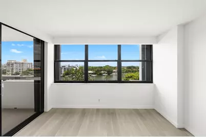 2555 Collins Ave #706, Miami Beach, FL 33140 - Photo 3