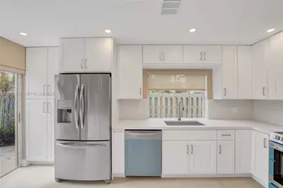 1361 Springside Dr #3, Weston, FL 33326 - Photo 3