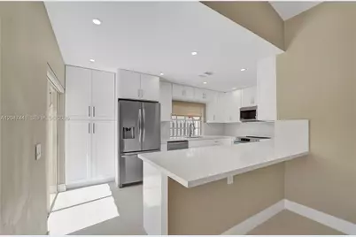 1361 Springside Dr #3, Weston, FL 33326 - Photo 11
