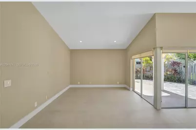 1361 Springside Dr #3, Weston, FL 33326 - Photo 7