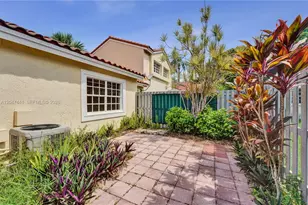 1361 Springside Dr, Weston, FL 33326 - Photo 41