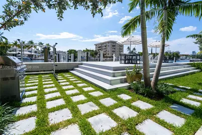 8425 Crespi Blvd #303, Miami Beach, FL 33141 - Photo 17