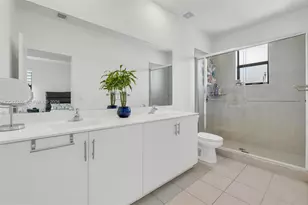 3538 W 108th St, Hialeah, FL 33018 - Photo 35