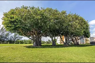 2615 NE 3rd Ct, Boynton Beach, FL 33435 - Photo 13