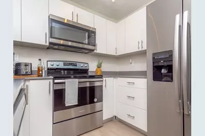 800 S Dixie Hwy 306 Hwy #306, Coral Gables, FL 33146 - Photo 13