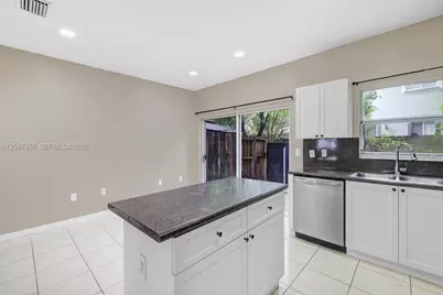 2943 SE 15th Ter, Homestead, FL 33035 - Photo 13