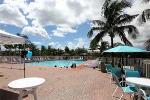 2432 SE 14th Ave, Homestead, FL 33035 - Photo 11