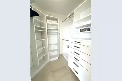 4775 Collins Ave #2305, Miami Beach, FL 33140 - Photo 15