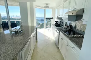 4775 Collins Ave, Miami Beach, FL 33140 - Photo 9