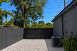 6700 NW 5th Ave, Miami, FL 33150 - Photo 35