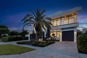 1051 NE 2nd Terrace, Boca Raton, FL 33432 - Photo 5