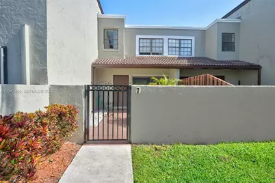 10505 SW 153rd Ct #7, Miami, FL 33196 - Photo 1