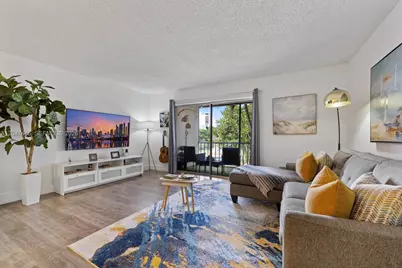 10381 N Kendall Dr #M8, Miami, FL 33176 - Photo 5