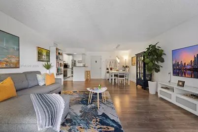 10381 N Kendall Dr #M8, Miami, FL 33176 - Photo 11