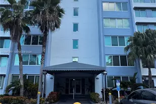 9125 SW 77th Ave, Miami, FL 33156 - Photo 1