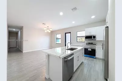 402 NW 41st St #402, Oakland Park, FL 33309 - Photo 5