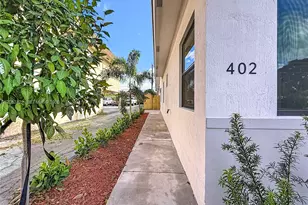 402 NW 41st St, Oakland Park, FL 33309 - Photo 21