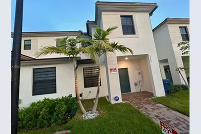 23505 SW 127th Pl, Homestead, FL 33032 - Photo 1
