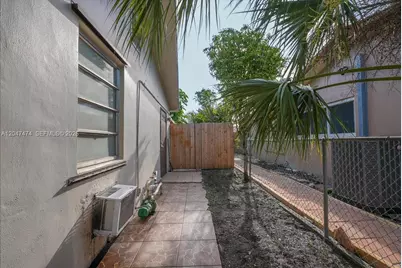 7850 W 16th Ave, Hialeah, FL 33014 - Photo 29