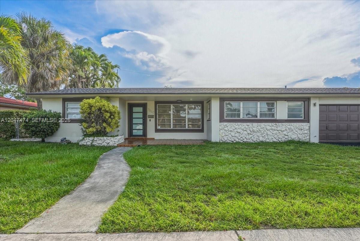 7850 W 16th Ave - 7850 W 16th Ave, Hialeah, FL 33014 Luxury Property | Jose Angel Pina