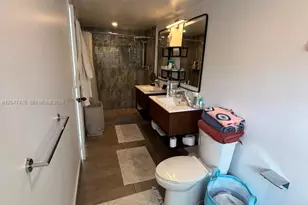 926 NE 27th Ave, Hallandale Beach, FL 33009 - Photo 11