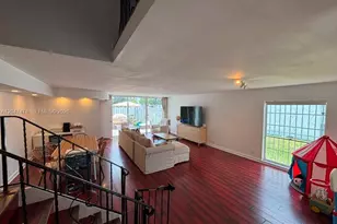 926 NE 27th Ave, Hallandale Beach, FL 33009 - Photo 9