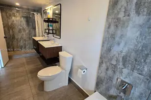 926 NE 27th Ave, Hallandale Beach, FL 33009 - Photo 25