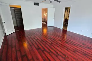 926 NE 27th Ave, Hallandale Beach, FL 33009 - Photo 23