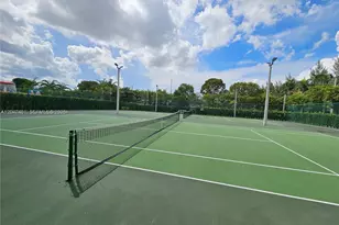 8195 NW 104th Ave, Doral, FL 33178 - Photo 15