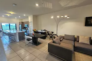 8195 NW 104th Ave, Doral, FL 33178 - Photo 5