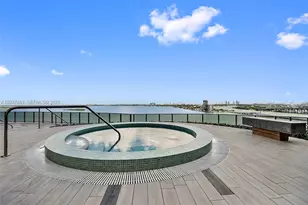 488 NE 18th St, Miami, FL 33132 - Photo 37