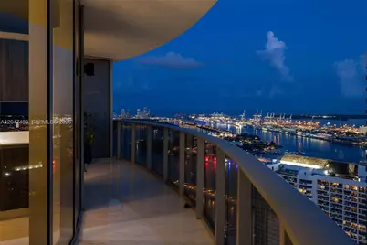488 NE 18th St #4900, Miami, FL 33132 - Photo 11