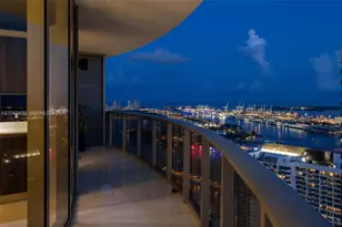 488 NE 18th St, Miami, FL 33132 - Photo 11