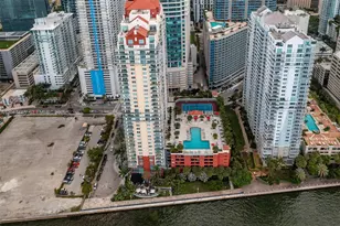 1155 Brickell Bay Dr, Miami, FL 33131 - Photo 25