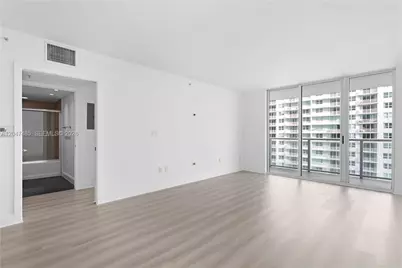 1155 Brickell Bay Dr #2206, Miami, FL 33131 - Photo 15