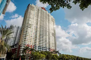 1155 Brickell Bay Dr, Miami, FL 33131 - Photo 21