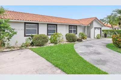 9840 SW 3rd St, Miami, FL 33174 - Photo 1