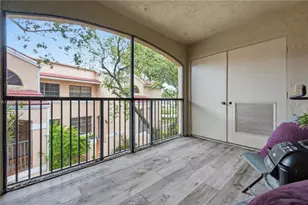 11862 NW 11th St, Pembroke Pines, FL 33026 - Photo 15