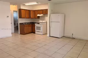 978 SW 10th Dr, Pompano Beach, FL 33060 - Photo 7